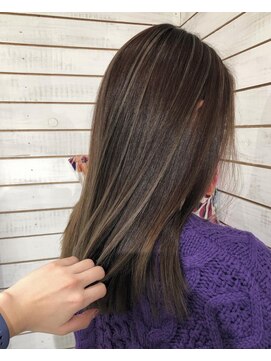 ビーヘアサロン(Beee hair salon) ハイライトカラー