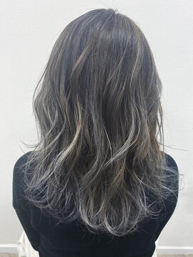 ビューティー シャレンド 大人かわいい☆ふんわり愛され透明感グレージュアッシュ