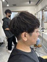 フゥ 宇都宮(FeU)&nbsp;波巻スパイラル/メンズパーマ/ツイストスパイラル/波巻きパーマ