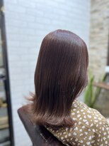 アトリエナガノ(atelier nagano)&nbsp;ニュアンスカラー/センターパート/ツヤ髪スタイル/ブルージュ