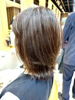 クオリス 上板橋店(QUALIS)&nbsp;くびレイヤー外ハネスタイルアッシュマットブラウングレージュ