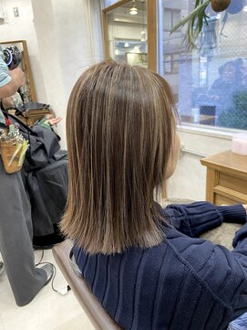 ジュノ(Jeuno) ハイライト ミディアム