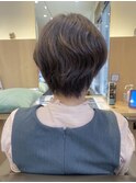 コンパクトなショートボブスタイル