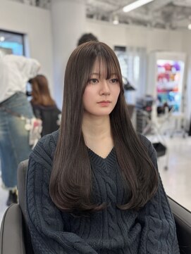 ハピネス 梅田茶屋町店(HAPPINESS) オリーブベージュ 透明感カラー ワンホンヘア ぱっつん前髪