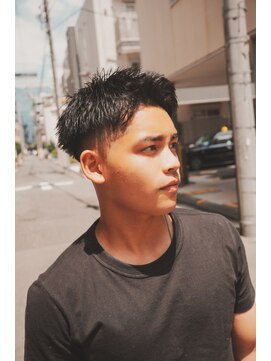 ラフカッターズ 立川店別館 スパイキーショート【立川/理容室/床屋/顔剃り/シェービング】