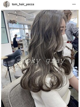 イェッカ(YECCA) スモーキーグレー