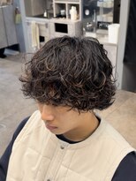 ノイセルヘアー(Noisyle Men's hair) リバースセンターパート/ニュアンスパーマ/ダウンバング/MEN'S◎