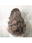 グレージュ【担当　末吉】