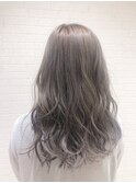 グレー系 × アッシュ