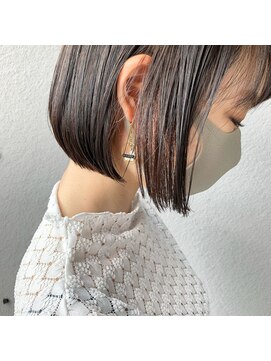 シェリムボート(Cherim boat) インスタ人気小顔ボブ☆ 前下りボブ透明感カラー束感♪