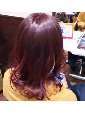 ブルーノ 東員店(BRUNO) 大人ディープなワインレッドの艶カラー