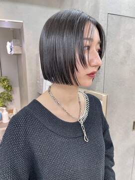 ヴェイン 渋谷(vain) クールレイヤーボブミニボブ小顔グレージュ切りっぱなし前髪なし