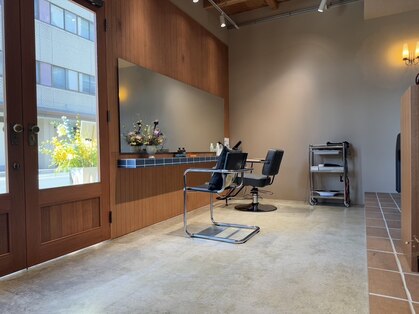 カウ(CAWE)の写真