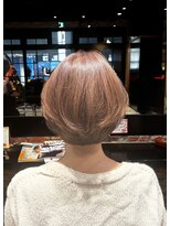 オーガニック アトリエ 大宮(organic+atelier)&nbsp;40代50代小顔◎白髪ぼかしハイライト×ひし形ショート