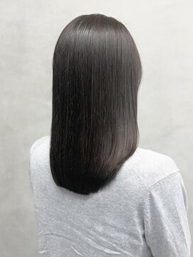 メグロ 相模大野(MEGURO) ミディアムレイヤーカット/大人ガーリー/似合わせカット237