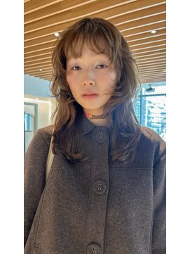 アオイ(aoi.) 【レイヤー/顔まわり/オリーブ/ベージュ/福岡薬院】