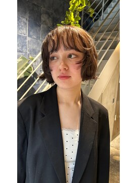 シー(si) 透明感ブラウンカラー