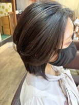 ビーチェ 小岩(Bice)&nbsp;大人女性の白髪ぼかしハイライト 毛流れレイヤーボブ/ウルフ