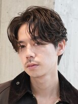 バイフィフス 原宿/表参道(by fifth)&nbsp;緩め波巻きスパイラルパーマシャドウパーマメンズセンターパート
