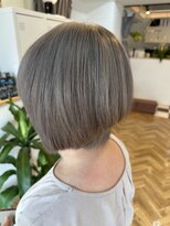 エルア(elua) ホワイトベージュ