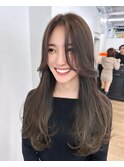 ロングレイヤーカット/グレージュ/かきあげ前髪/渋谷/表参道