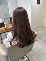 ルイス 宝塚(Luis)&nbsp;ミディアムレイヤー×ピンクベージュで小顔見せ