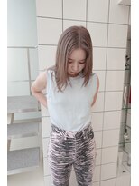 スノッブ(SNOB) 【広島レイヤーカット】透明感グレージュ×ミディアムレイヤー