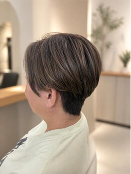 ナチュラルスタンダード(NATURAL STANDARD)の写真/【オーダーメイド白髪染め】ひとりひとりに合わせた薬剤使用で30代から50代まで幅広いお客様の白髪対策