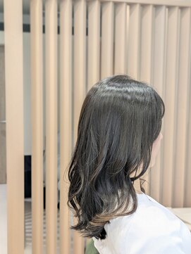 ルリアン(Le Lien) 広がらずに動きをつける