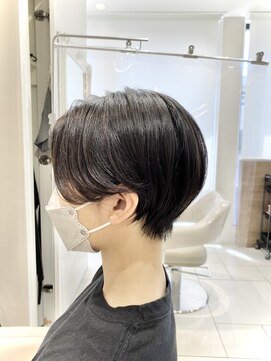 アッシュ 大泉学園店(Ash) 黒髪ハンサムショート【Ash大泉学園 横山】
