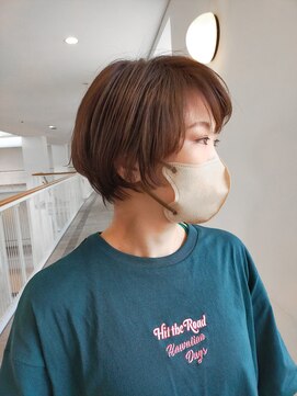 ビュートリアム 神戸(BEAUTRIUM) 耳掛け軽めショート/ショートボブ/ショートカット