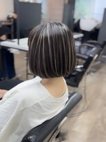 ヴィフ 大船(VIF)&nbsp;ハイライトカラーケアブリーチダブルカラー切りっぱなしボブ