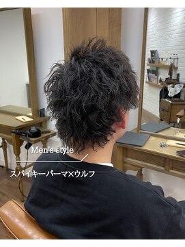 フォニア(PhoNia) 【PhoNia 緑園都市】多毛さんにもおすすめ！スパイキーパーマ