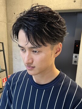 ブルニール 心斎橋(BLEUNIR) フェザーパーマ　フェザーマッシュ　韓国ヘア　ビジネスヘア