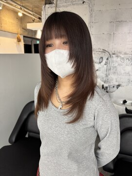 ヨーク(YOKE) 【YOKE】ミディアムレイヤーフェイスレイヤー