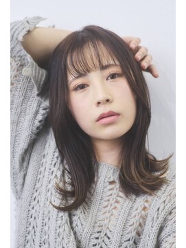 コーゾー アヴェダ 松屋銀座店(KOZO w AVEDA) ナチュラル外ハネスタイル