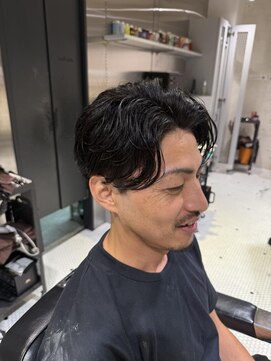 フランクスバーバーザスタンド(Frank’s barber the stand) サーフカール/スパイキーショート/フェザーパーマ/飯田橋S