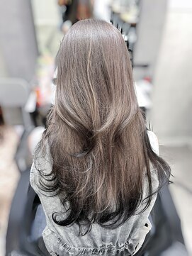 ザセカンドバイジャスミン(THE 2ND by JASMINE) ブラック×ホワイトシルバーの裾カラー