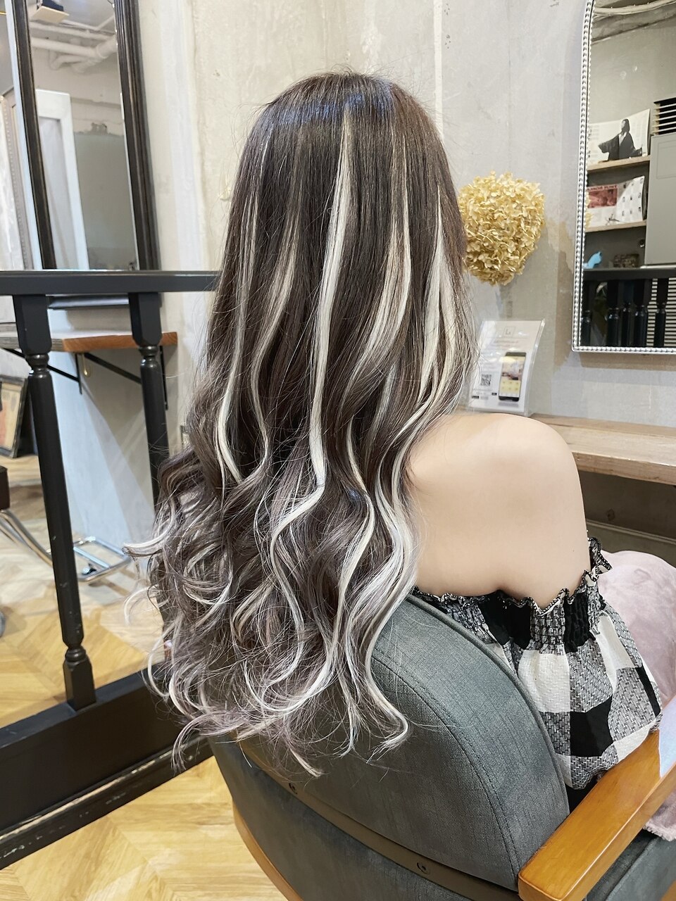 3Y 80と8を20 　シールエクステ　ローライトに！ シールエクステ】ホワイトハイライト：L138176319｜ホットペッパー