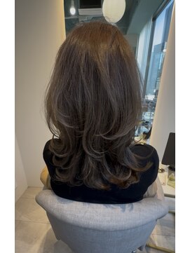 マインバイアフロートギンザ(MYNE by AFLOAT GINZA) レイヤーカット