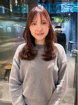 ベルン(bern) @bern_riwa お顔周りレイヤー セミロングお顔周り レイヤー