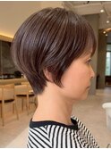 青山白髪ぼかしハイライトミディアムボブアッシュグレージュ50代