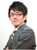 知的でオシャレ感のあるスーツスタイル