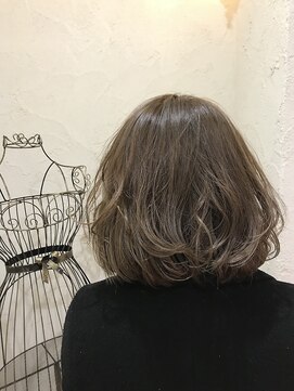 ヌーム 塚本店(NOOM) モードケイズコレクション　アッシュボブ