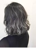 グラデーション×アッシュグレー