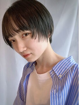 メイカ(MEIKA) 【 マッシュラインショート × オリーブカラー 】浅野美紀