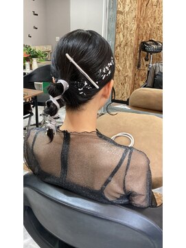 ユニ (UNI) ヘアセット