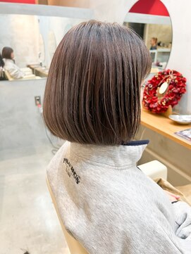 ドラマティックヘア(DRAMATIC HAIR) アンブレラボブ