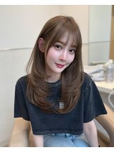 【ザクザクレイヤーカット】ストレートでも巻いてもかわいい韓国でトレンドの1番オシャレなスタイル♪