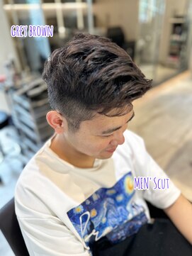 エムテコ(M.techo) 刈り上げアップバング☆